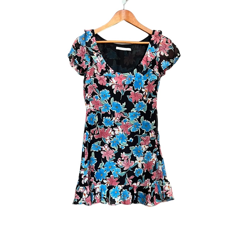 Zara short sleeve floral patterned sun dress.